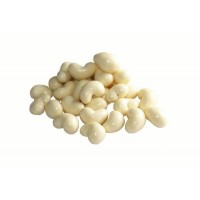 Кешью в белом шоколаде