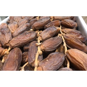 Финики на ветке BARAKA упак. 2 кг Финики на ветке BARAKA упак. 2 кг